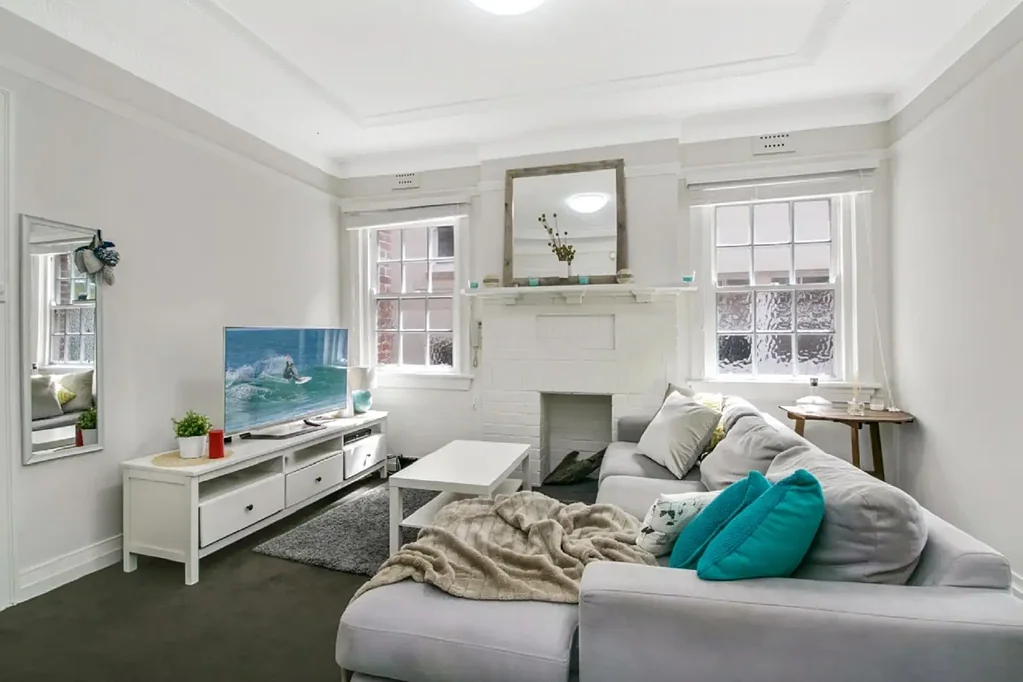Ultra Chic Apartment