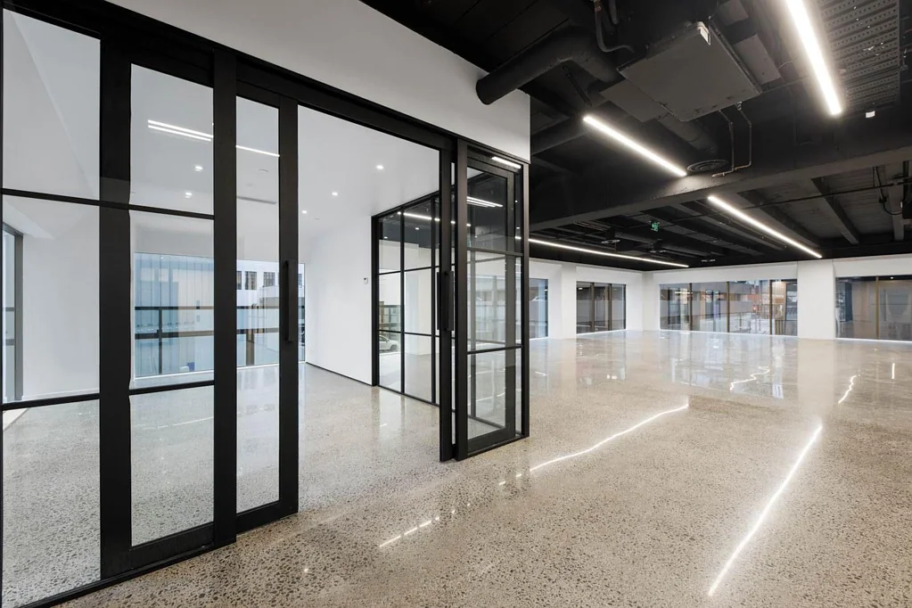 Auckland Central CBRE – BRAND NEW MODERN CHARACTER