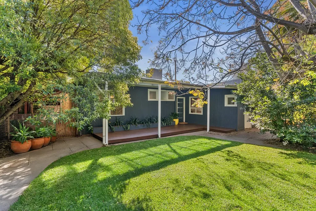 21 Dudley Crescent, Marino, SA 5049