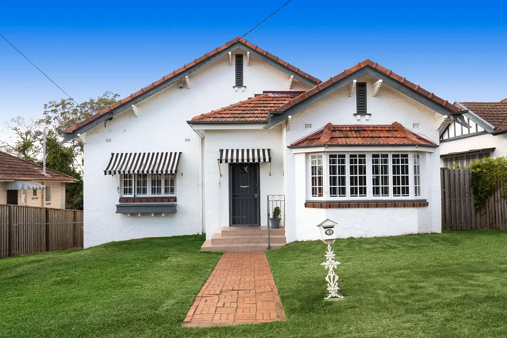Art Deco Family Residence in Heart of Holland Park!