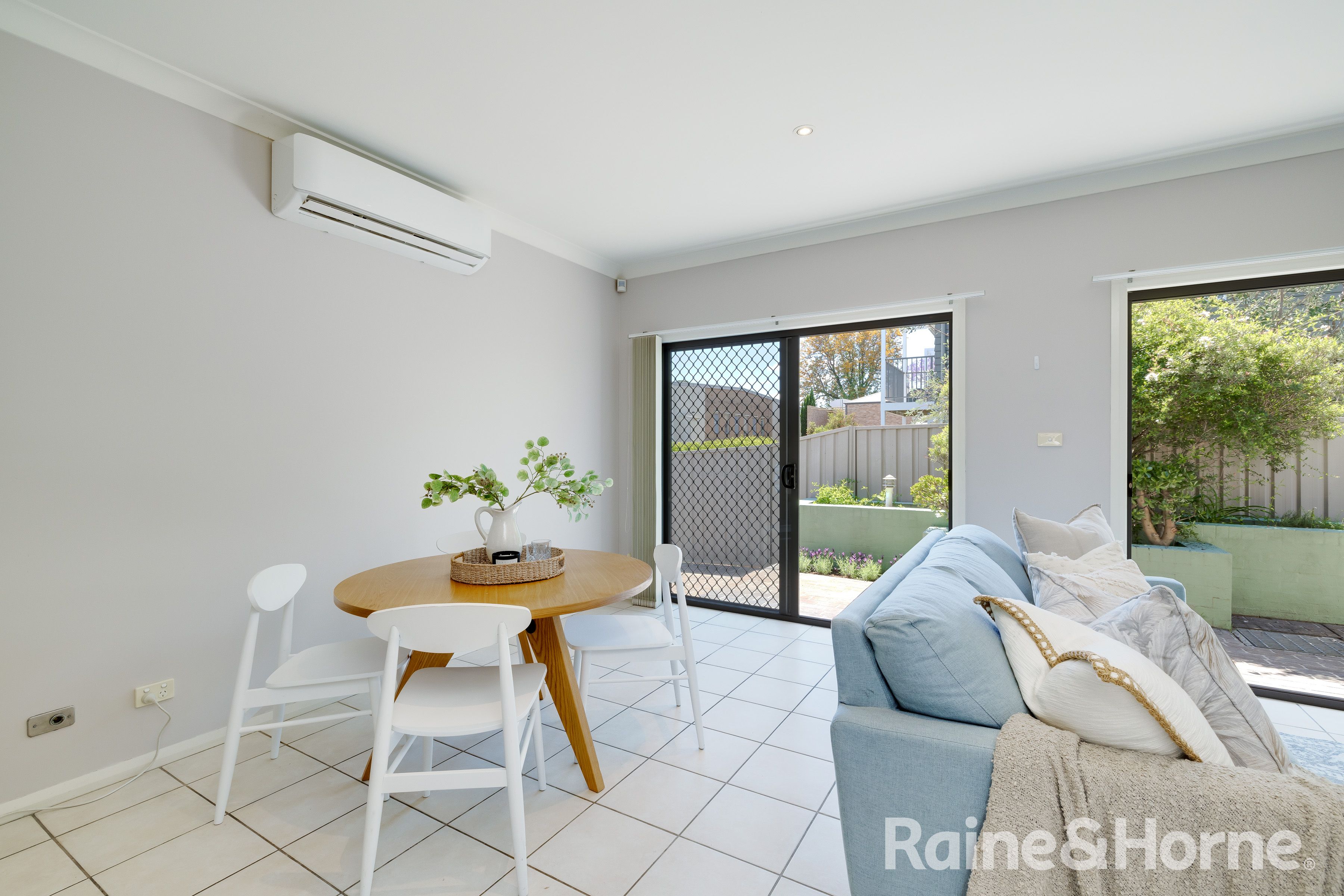 UNIT 10 70 KING ST, EAST MAITLAND NSW 2323, 0 Kuwarto, 0 Banyo, House