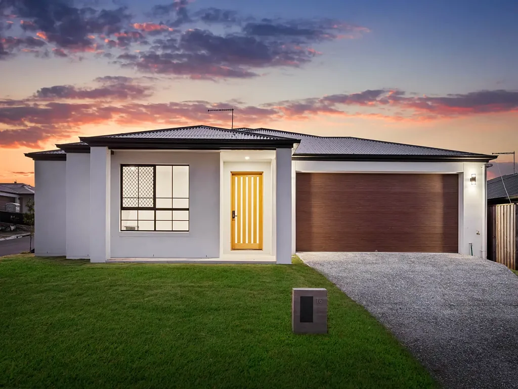 Greenbank 4Phòng ngủ Contemporary New Build in Greenbank - Move-In Ready with Premium Upgrades