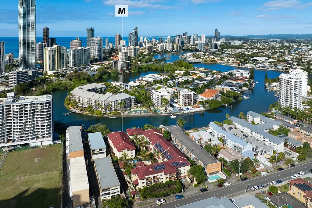 Surfers Paradise 1Moenga Waterfront Living in Surfers Paradise