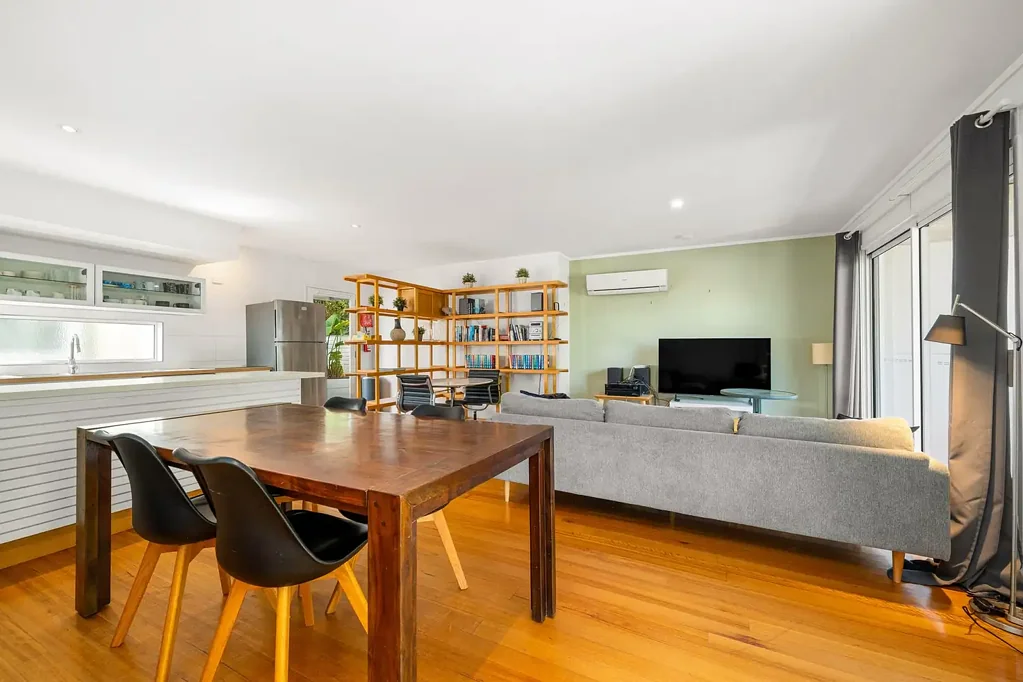 Fully Furnished Two-Level Unit in the Heart of Norman Park with Water & Gas Included!