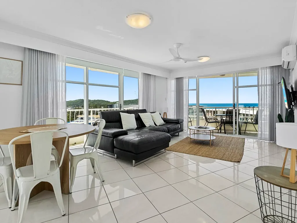 Palm Beach 2Habitaciones Absolute beachfront, ocean and hinterland views.