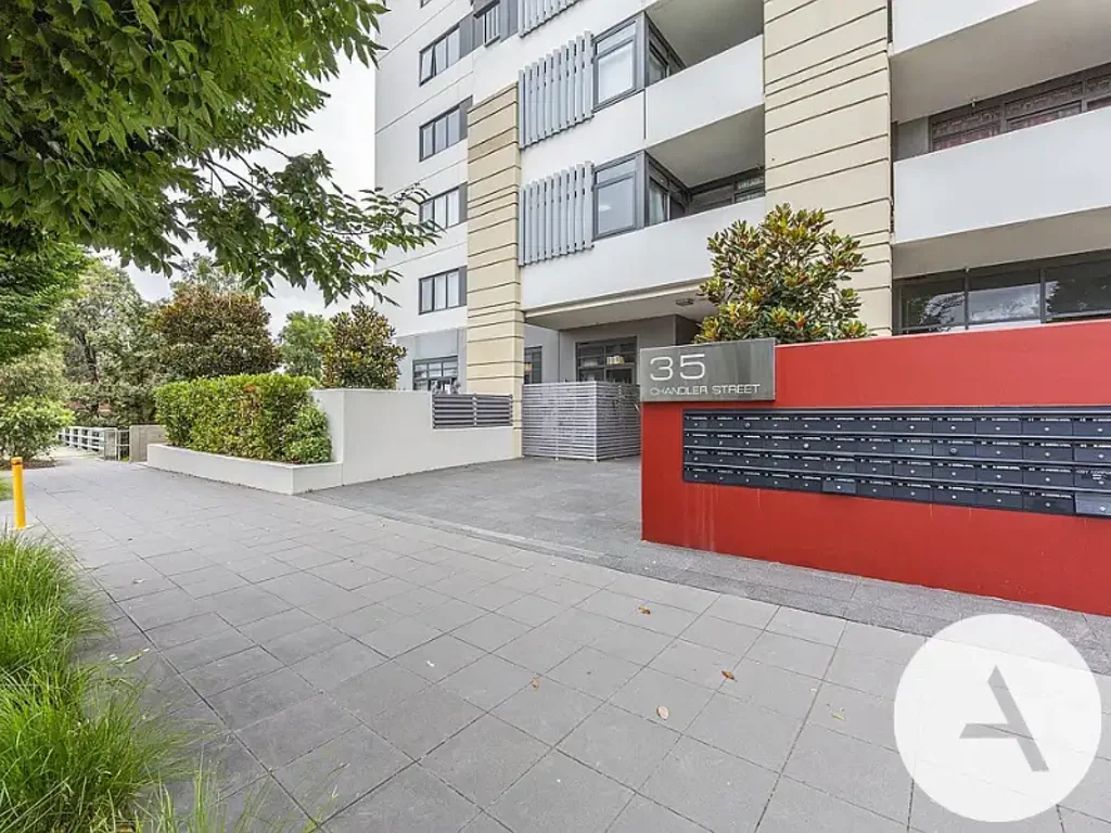 Residence on Chandler Street...!