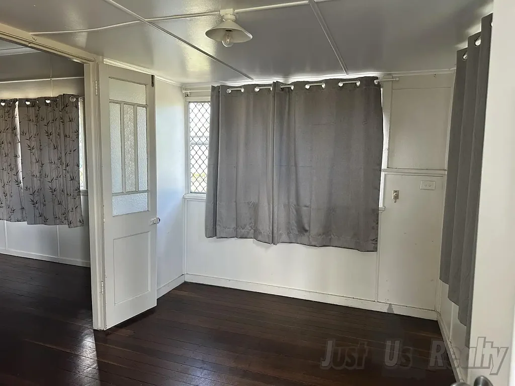 Charming Cottage in Convenient Millbank Location