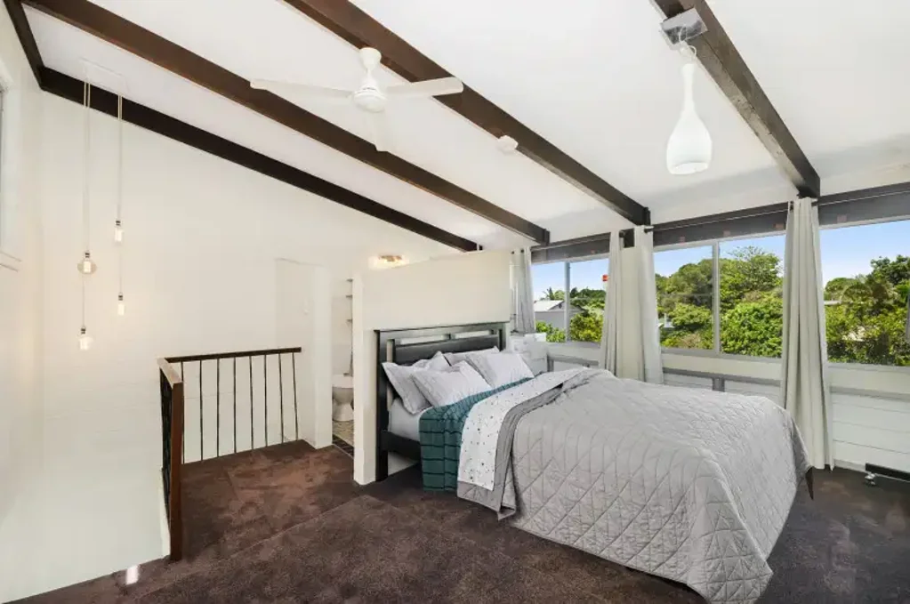 Light-filled split-level apartment