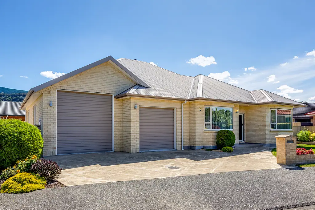 2 Parkwood Grove, Trentham, Upper Hutt, Wellington