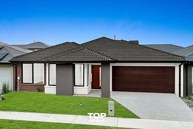 Clyde North 4 Slaapkamer MODERN FAMILY LIVING IN CLYDE NORTH WITH EASY ACCESS TO M1!