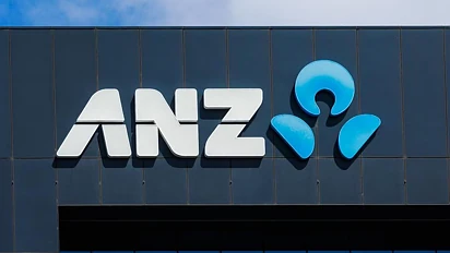 刚刚！ANZ发布利率预警，澳洲房贷族哭晕了！