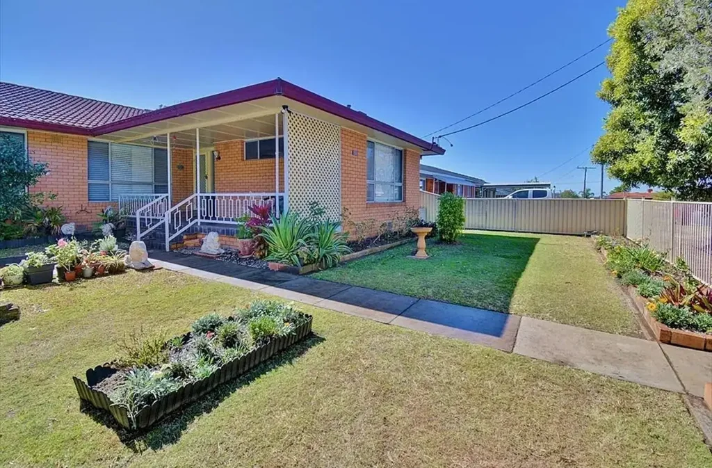 2 Laburnum Avenue, Casino, NSW 2470