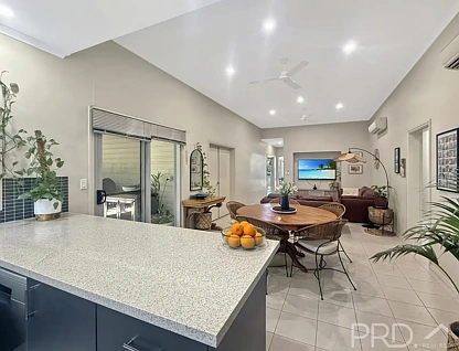 10 Nyumari Street, Baynton, WA 6714, 4房, 2浴, House