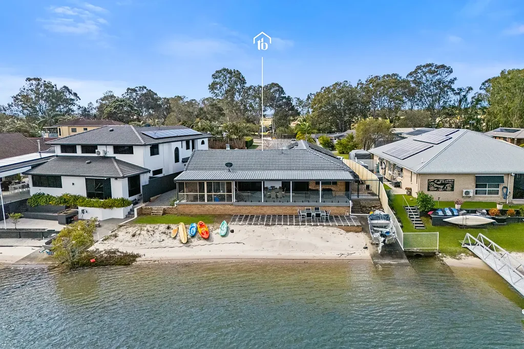 Tweed Heads West 4બેડરૂમ Chic Waterfront