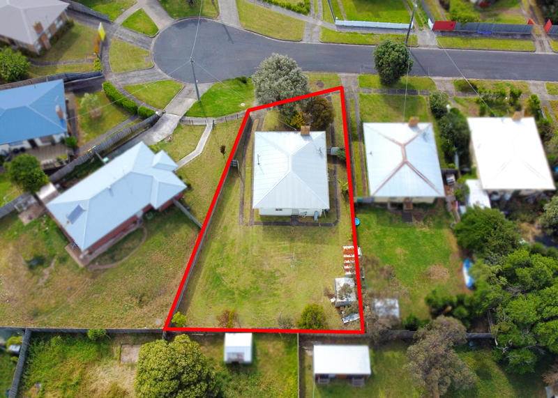 9 GLASGOW ST, WARRNAMBOOL VIC 3280, 0 Kuwarto, 0 Banyo, House