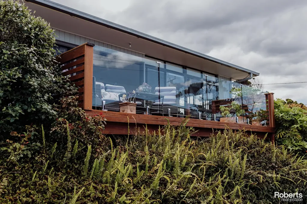 144 Tasman Highway, Bicheno, TAS 7215