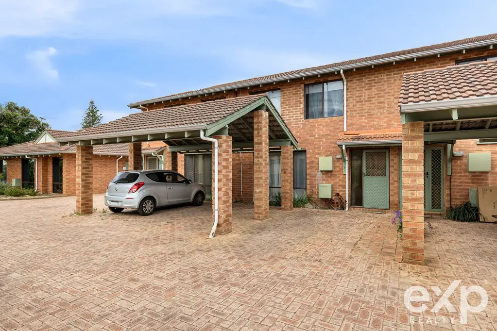 4/33 Fletcher Street, Rockingham, WA 6168
