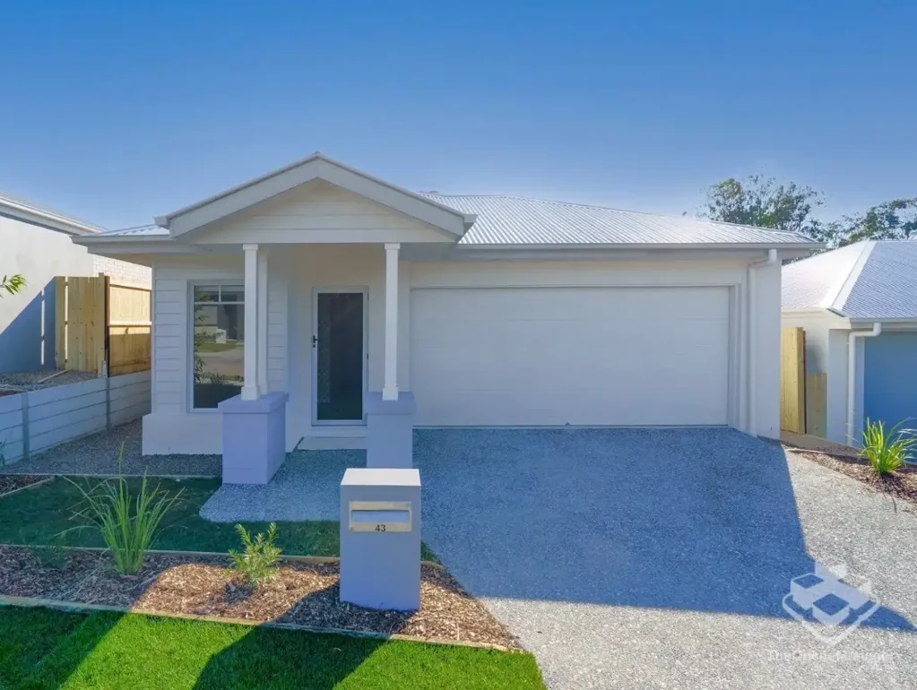 Brand New Modern 4 Bedder + MPR Family Home