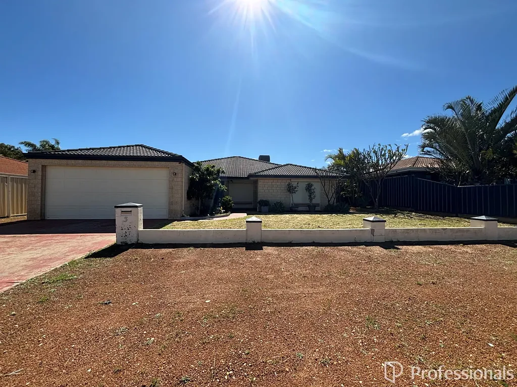 Spacious 4x2 Family Home with Office, Shed & Entertainer's Patio