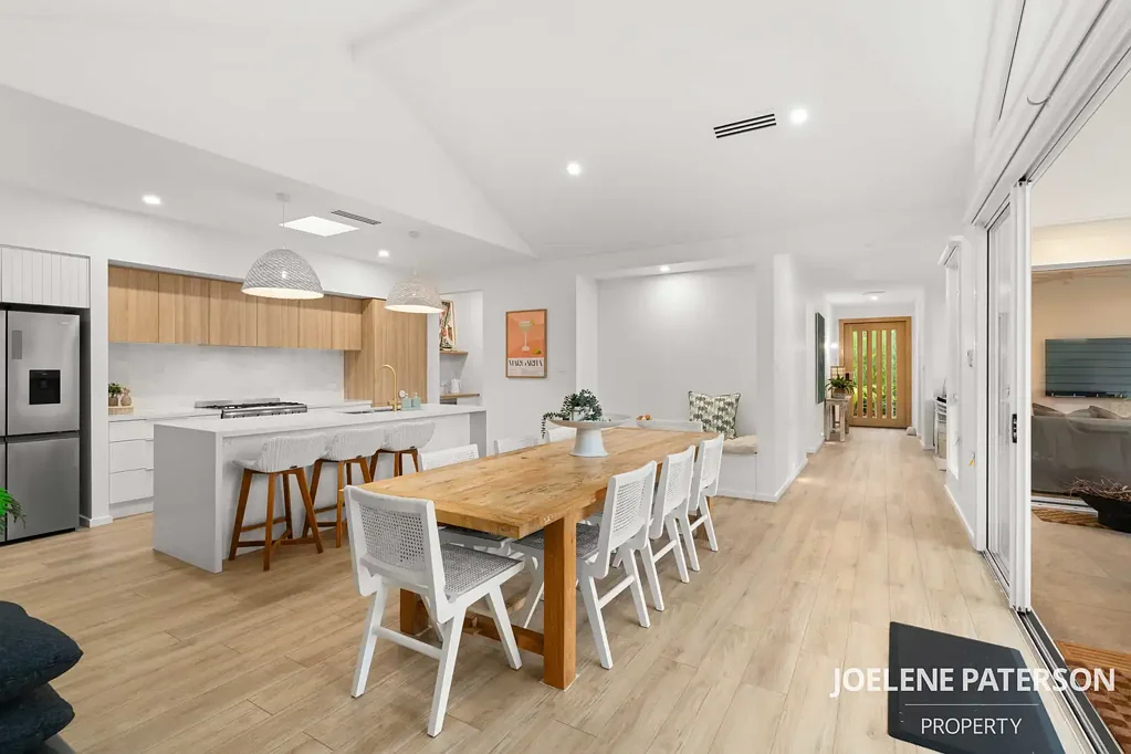 Callala Beach 6ห้องนอน Luxe Coastal Living by the Beach - North-Facing