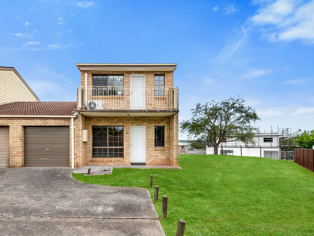 22/17 Lagonda Drive, Ingleburn, NSW 2565