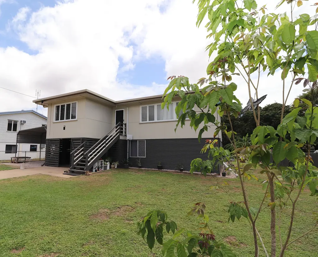 Giru 3房  Classic Family Home