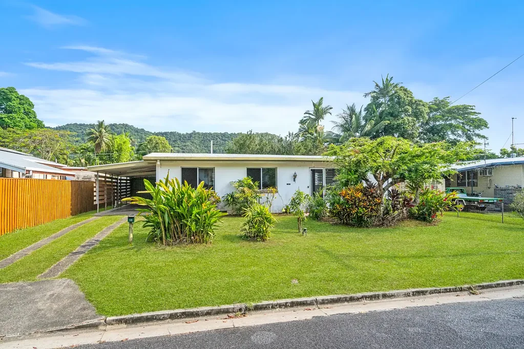 18 Cassia Street, Edge Hill, QLD 4870