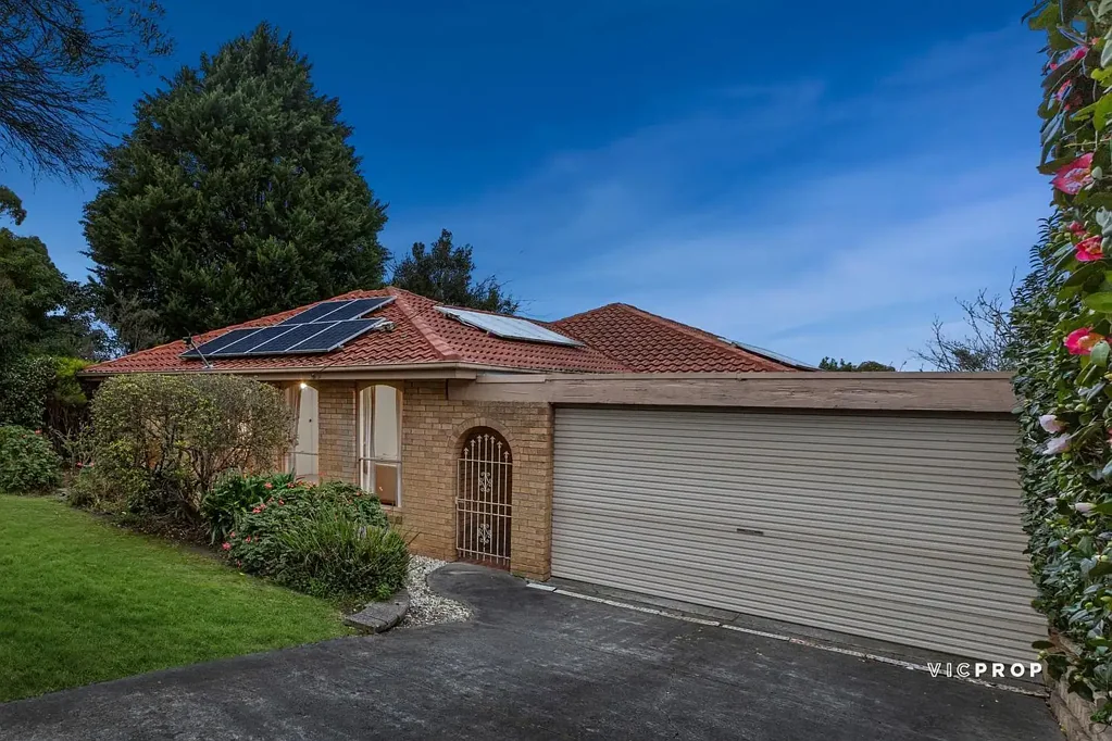 Bayswater 3침실 A Classic Home Ready for Its Next Chapter