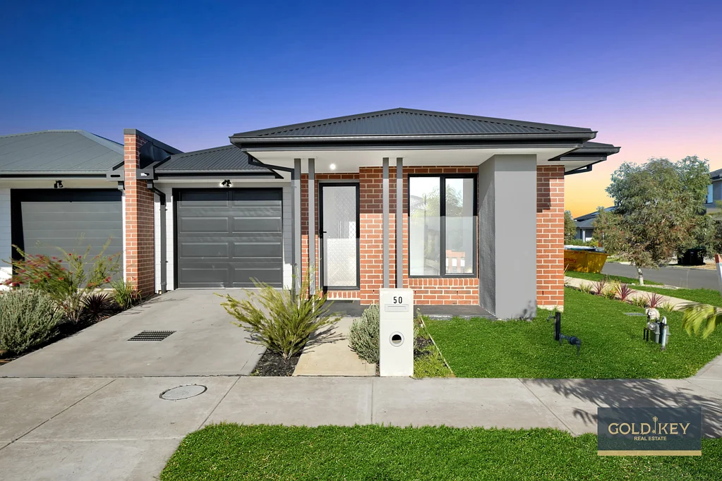50 Louisville Drive, Thornhill Park, VIC 3335