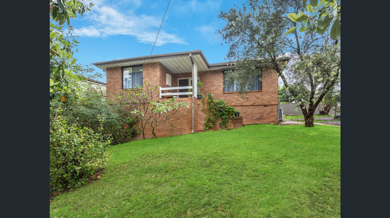 43 TOWNVIEW RD, MOUNT PRITCHARD NSW 2170, 0 habitaciones, 0 baños, House