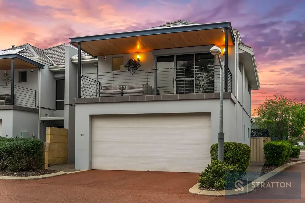 Hammond Park 3Kwarto Modern Two-Storey Living with Space, Style & Convenience - A Fantastic Hammond Park Opportunity!