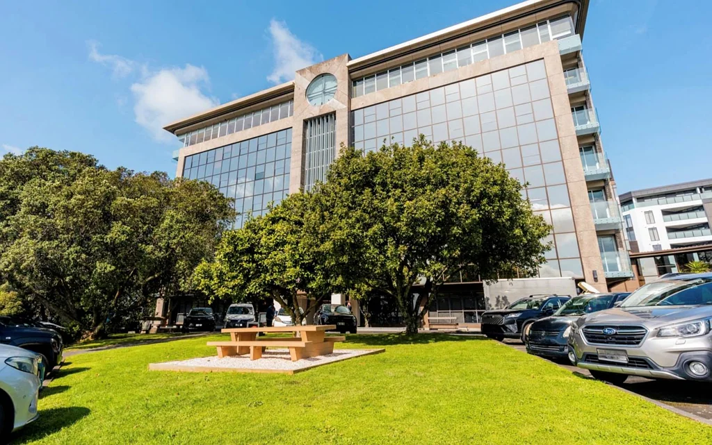 Newmarket VALUE NEWMARKET OFFICE