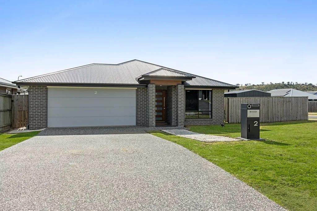Cotswold Hills 3 Bedroom Under Contract | Amy Vallier with our rebranded agency Toowoomba Property First National