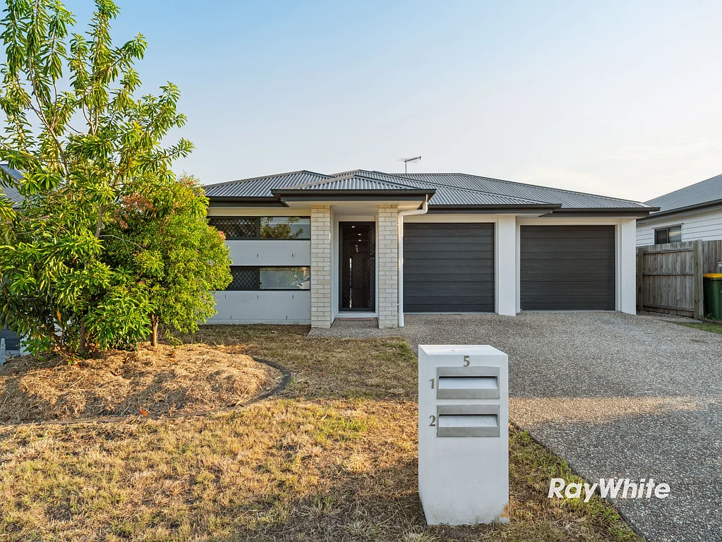 5 Rural Street, Park Ridge, QLD 4125