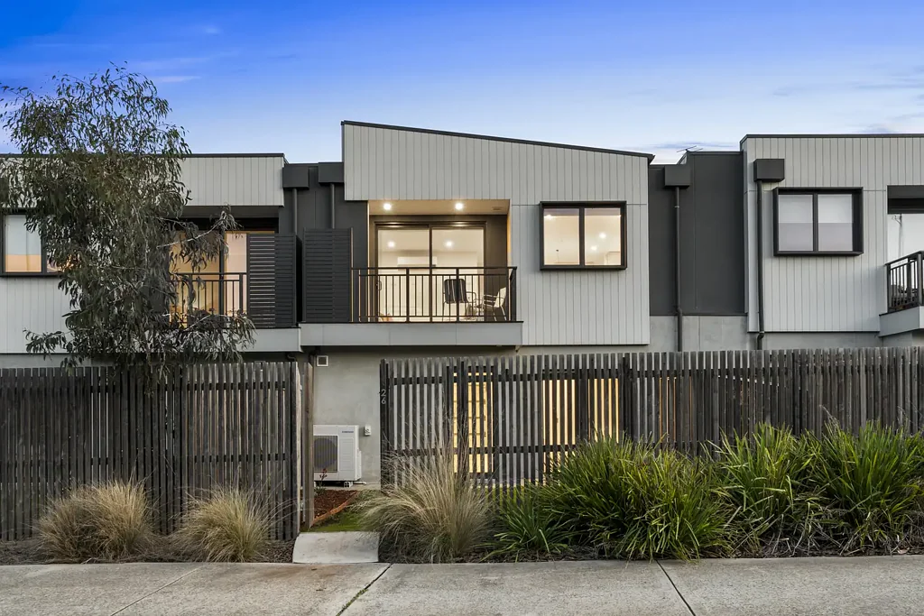 Torquay 3房  Step Into Coastal Elegance – A Home Where Design, Nature, and Lifestyle Unite