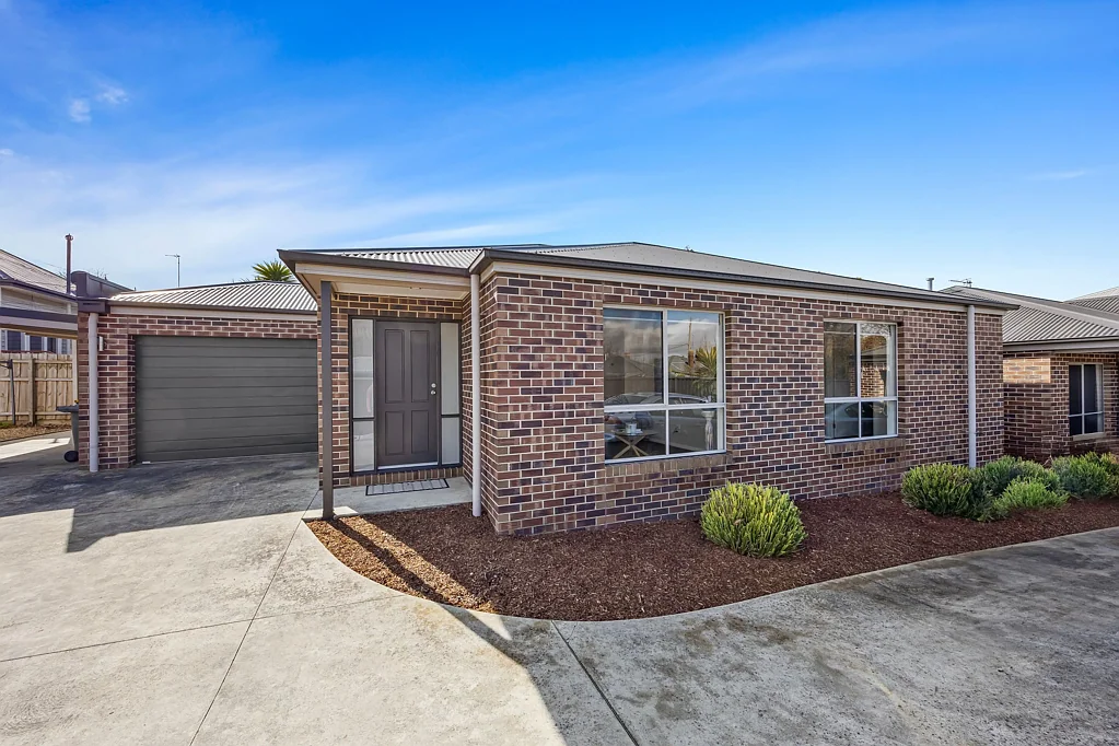 2/719 Skipton Street, Redan, VIC 3350