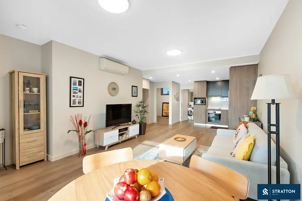 718/17 Pattie Street, Cannington, WA 6107