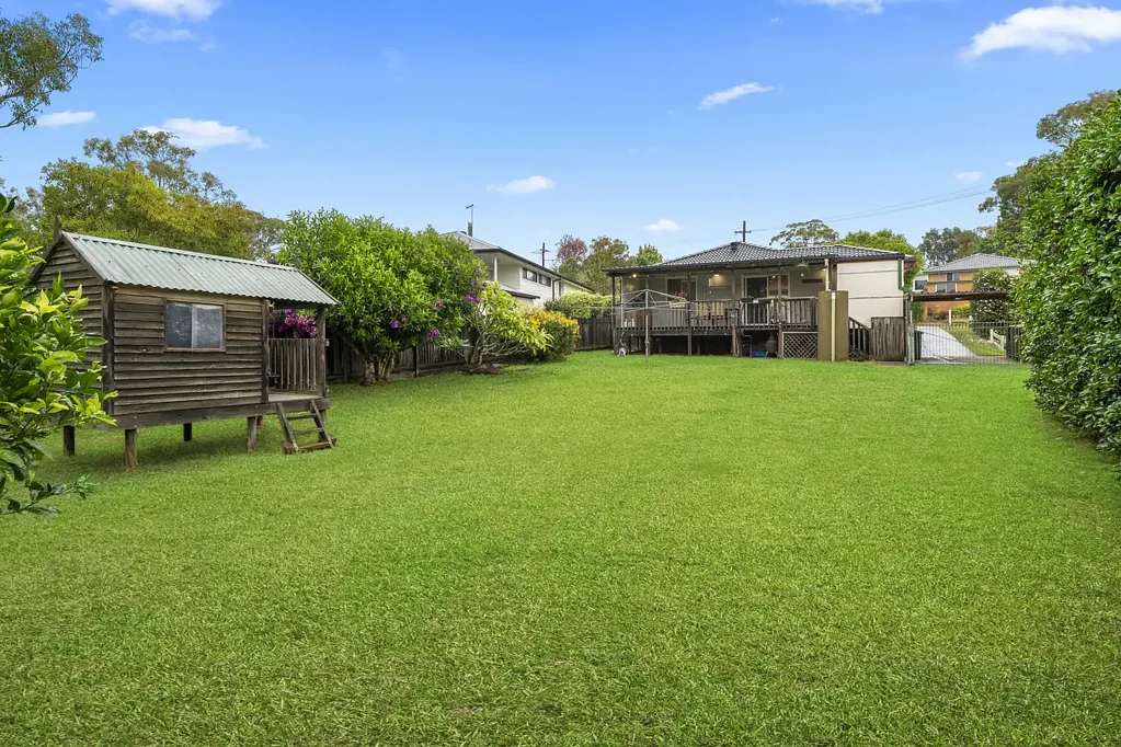 Berowra Heights 2 Bedroom Huge Level Backyard | Duplex Potential STCA