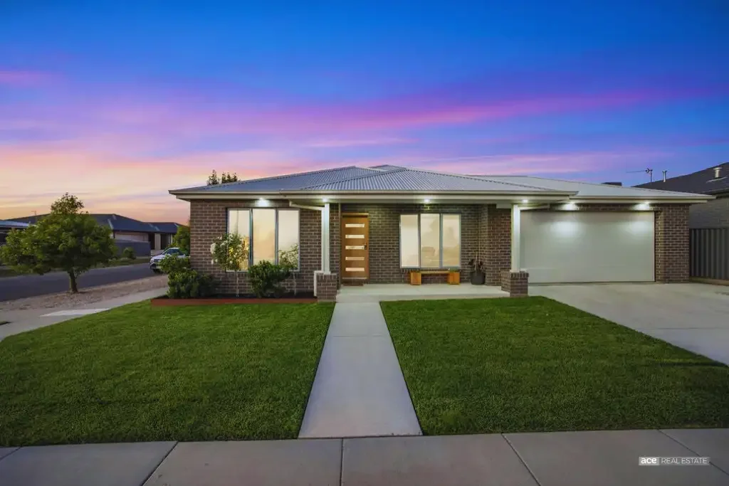 Modern Family Living in the Heart of Alfredton