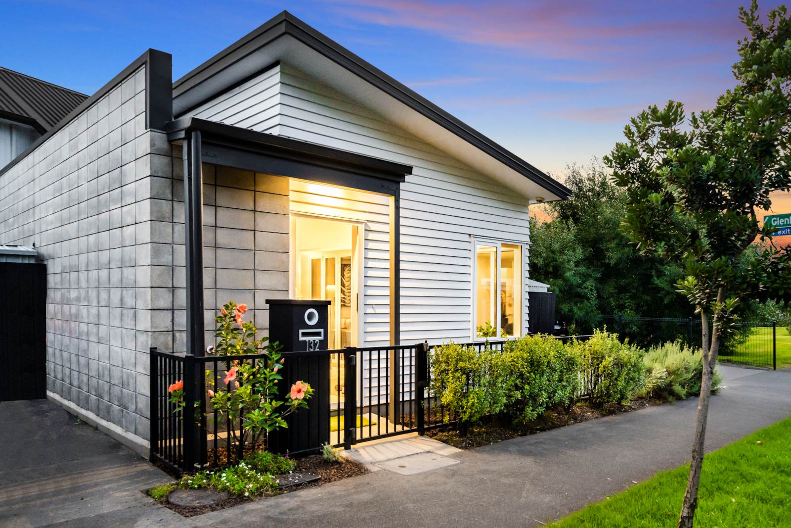 Residential  Mixed Housing Urban Zone