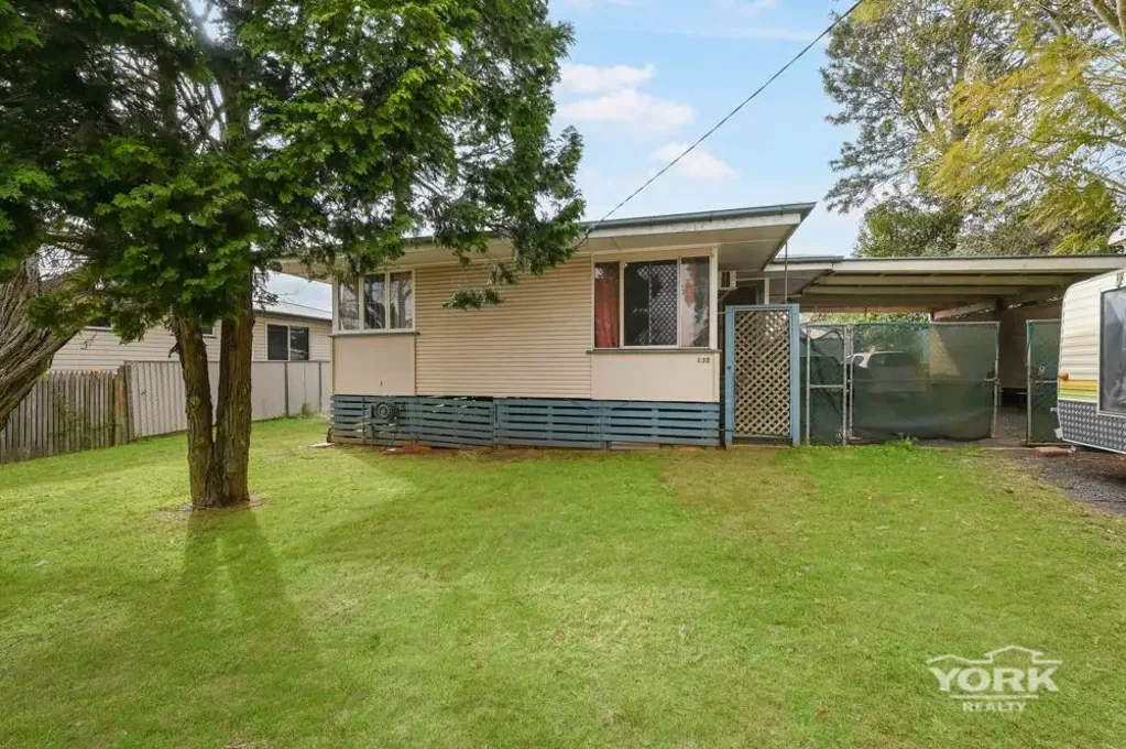 330 Tor Street, Newtown, QLD 4350