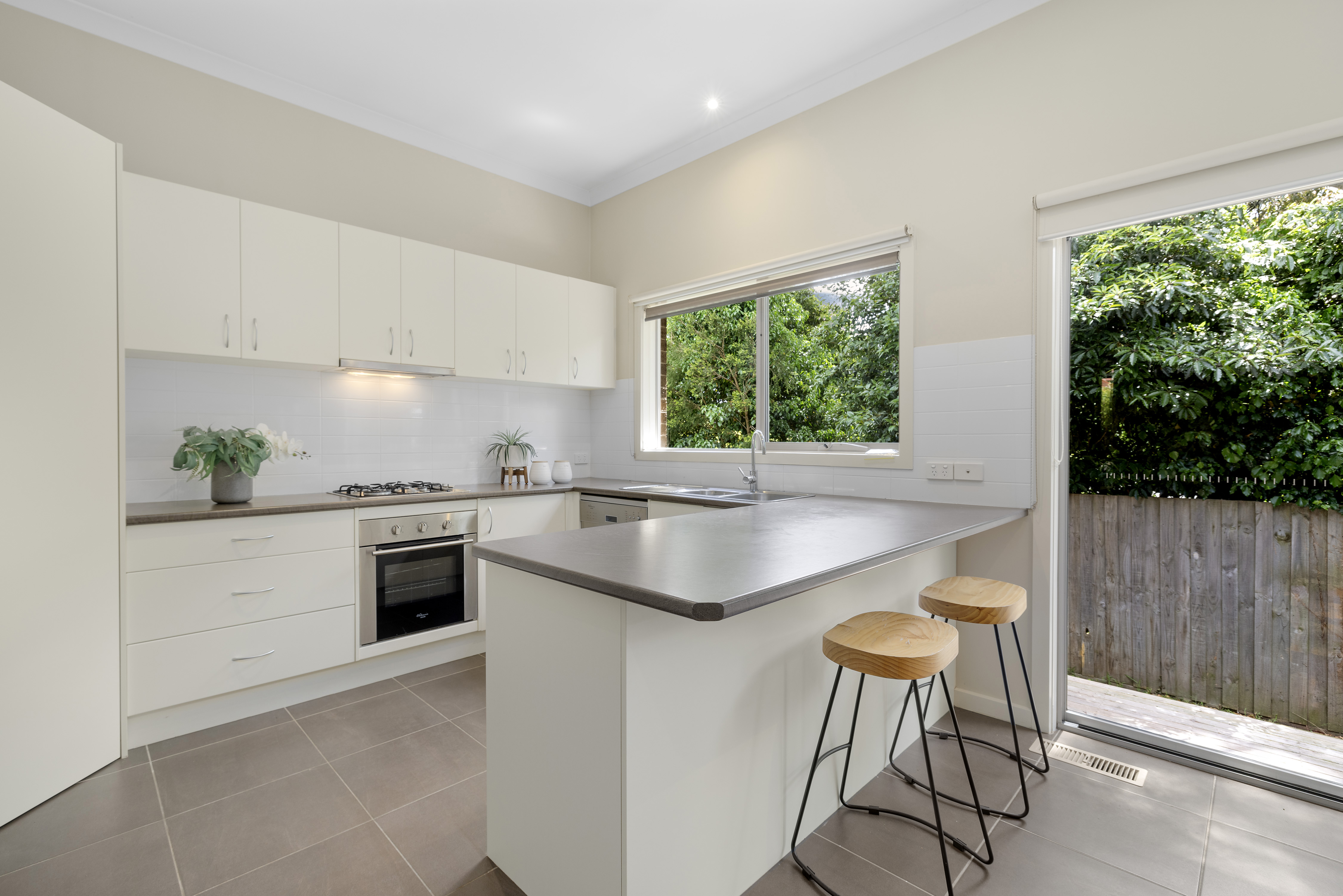 13A SHELDON AV, MOOROOLBARK VIC 3138, 0 chambres, 0 salles de bain, Townhouse