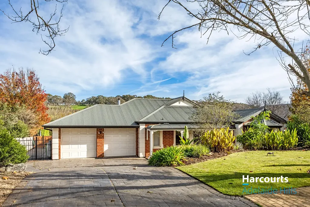 11 Spring Park Drive, Littlehampton, SA 5250