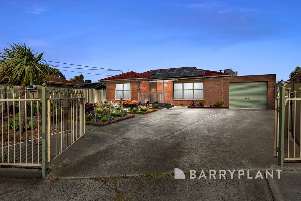 St Albans 4બેડરૂમ Charming Family Home in a Peaceful Court Setting