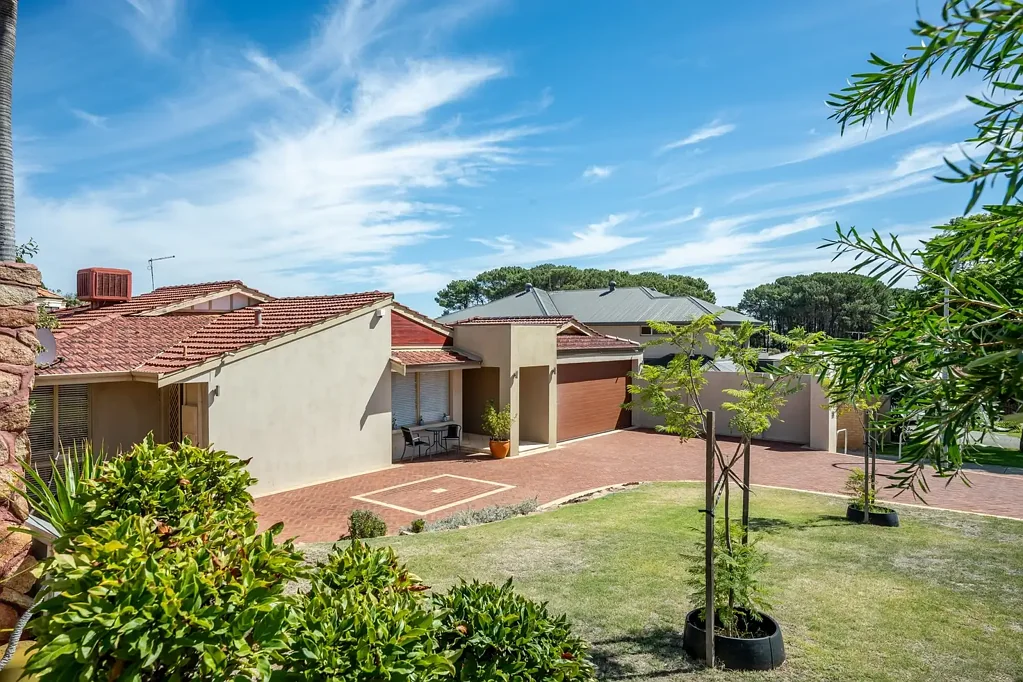 60 Riley Road, Kardinya, WA 6163