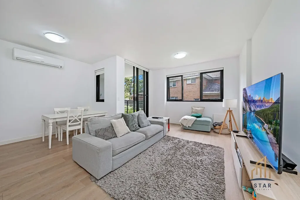 Kellyville 3 Bedroom Modern 3-Bedrooms Apartment in Prime Kellyville Location