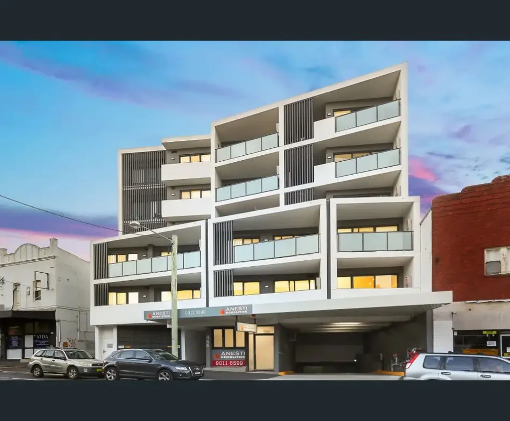 BOUTIQUE 3 BEDROOM UNIT | CENTRALLY POSITIONED IN THE HEART OF BELMORE
