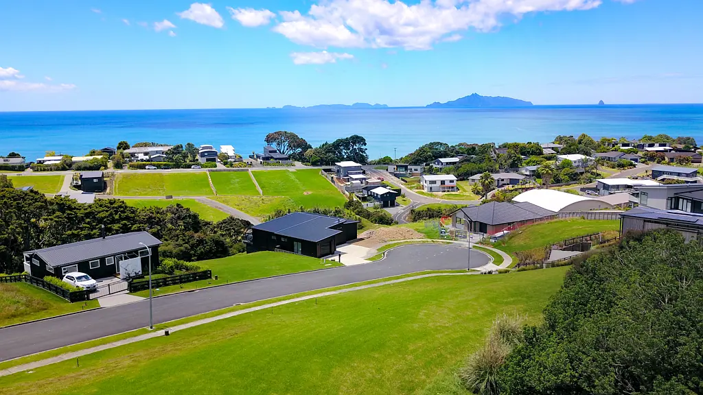 Langs Beach A Peaceful Haven Near the Shore – Enquire Today