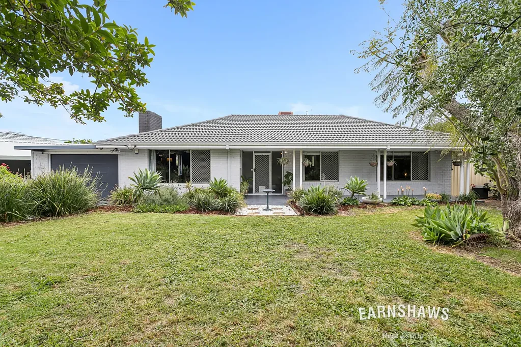 13 Arundle Avenue, Greenmount, WA 6056