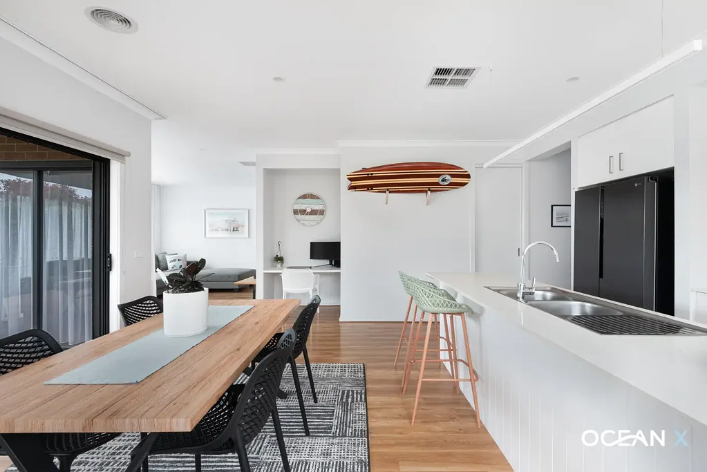 Ocean Grove 3બેડરૂમ Effortless Coastal Style with Space, Privacy & Street Appeal